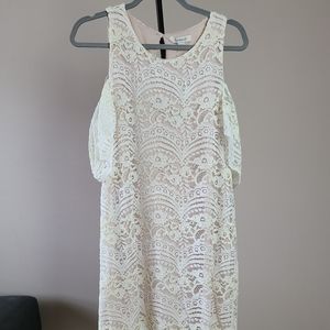 NWT Cream open shoulder lace dress